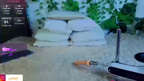 Levi  online show from 09/15/25, 01:44