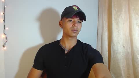 i  am lewis ly EDUARDO MEMDOZA15 online show from 02/16/26, 03:30