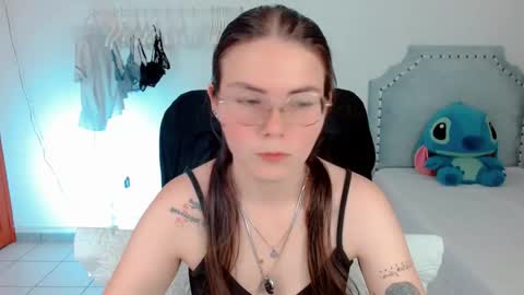 Lexas Room online show from 12/17/25, 04:07