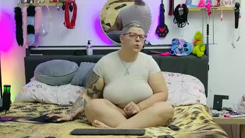 Lexi und Lex online show from 12/02/25, 07:03