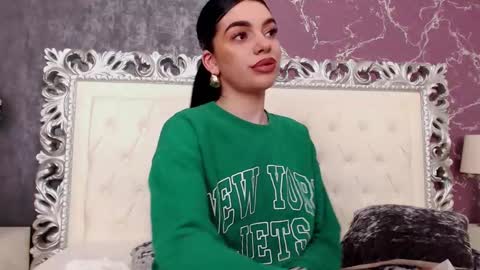Snapshot of lexi__vicious chatting on 12/19/24, 08:02 lexi__vicious online show from 12/19/24, 08:02