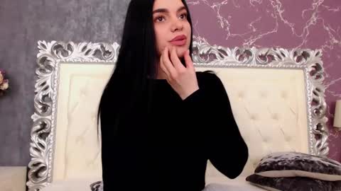 Snapshot of lexi__vicious chatting on 12/30/24, 04:53 lexi__vicious online show from 12/30/24, 04:53