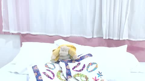 Gabrielle online show from 02/02/25, 02:13