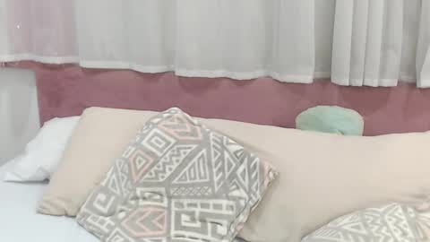 Gabrielle online show from 02/21/25, 05:31