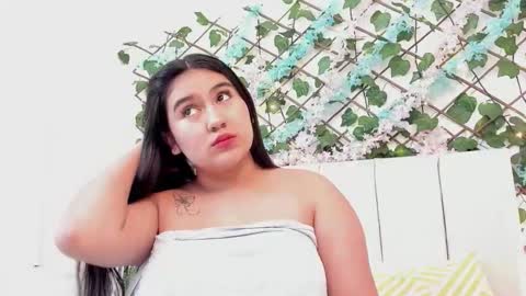 Gabrielle online show from 09/19/25, 10:38