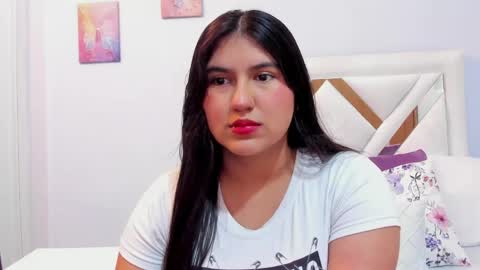 Snapshot of lexi_bloom chatting on 05/22/26, 11:05 Gabrielle online show from 05/22/26, 11:05