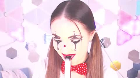 Alexia online show from 11/20/25, 12:33