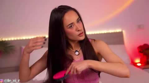 Snapshot of lexi_reed_ chatting on 09/21/25, 02:08 Lexi Reed online show from 09/21/25, 02:08