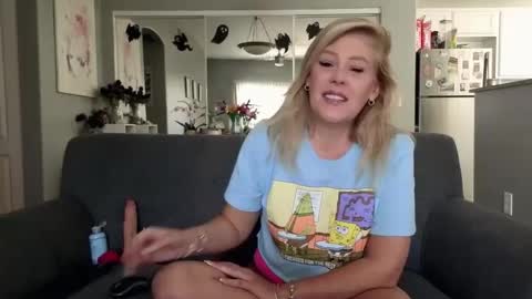 Lexi online show from 09/20/25, 05:47
