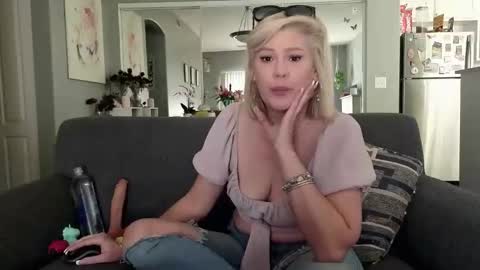 Lexi online show from 01/12/26, 07:08