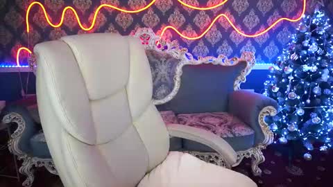 lexi_si online show from 12/18/24, 03:15