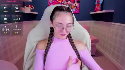 Lexi GTM2 MonWedThurSatSun 1000am-400pm online show from 07/14/26, 02:05
