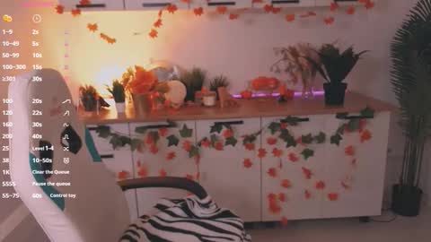 Lexy - Follow me online show from 11/14/25, 09:30