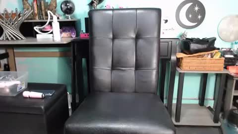 Snapshot of lexi_wolf222 chatting on 02/25/25, 03:31 lexi_wolf222 online show from 02/25/25, 03:31