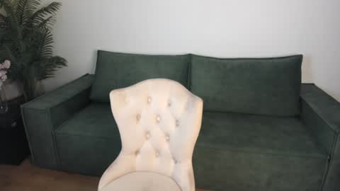 Snapshot of lexia_coy chatting on 12/07/24, 01:40 Vicki online show from 12/07/24, 01:40