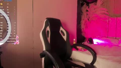 Lexi Adams  online show from 07/12/26, 12:40