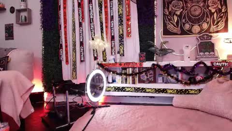 Snapshot of lexibby69 chatting on 10/29/25, 09:55 Lexi Smith online show from 10/29/25, 09:55