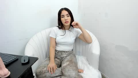 LexiCutee online show from 06/02/26, 01:46