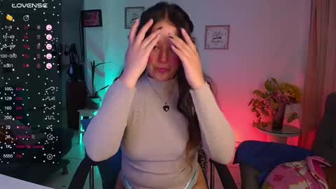 Lexie Thompson   8pm  0000am -5 online show from 02/17/25, 02:53