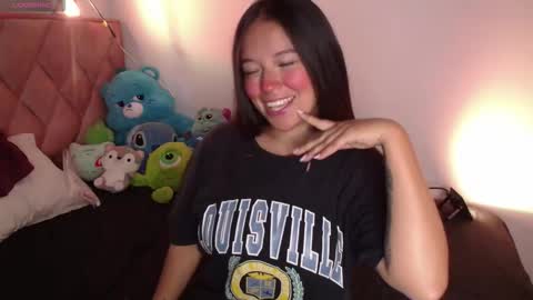 Snapshot of lexie_babe chatting on 01/19/26, 02:15 Lexie Thompson 8pm 0000am -5 online show from 01/19/26, 02:15