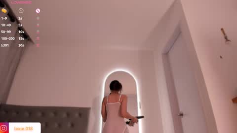 LEXIE online show from 02/10/25, 02:41