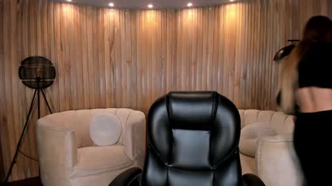 Snapshot of lexiewayne chatting on 12/31/24, 11:31 Lexie online show from 12/31/24, 11:31