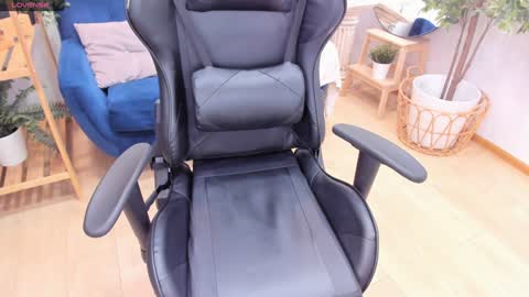 Lexi online show from 01/27/25, 12:58