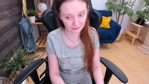 Lexi online show from 03/12/25, 09:55