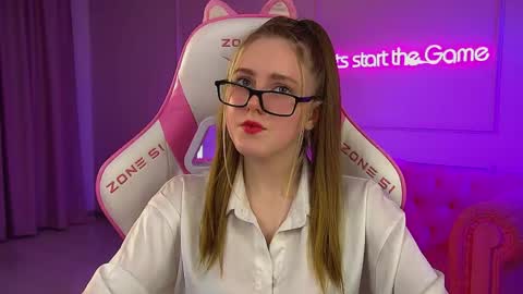Lexi online show from 05/16/26, 07:01
