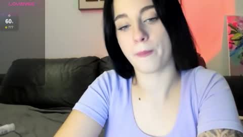 Lexi online show from 11/10/25, 06:01