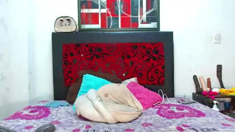 Snapshot of lexistone_ chatting on 07/12/26, 12:34 lexistone online show from 07/12/26, 12:34