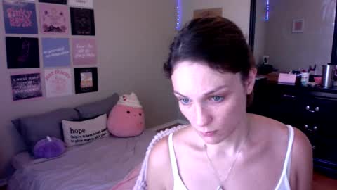 lexwyoex online show from 09/26/25, 04:11