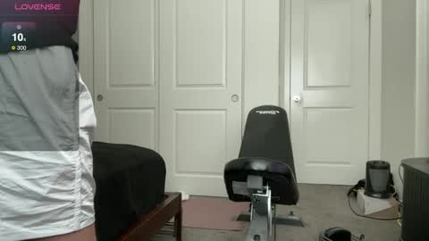 Dromaeosaurex online show from 10/04/25, 10:41