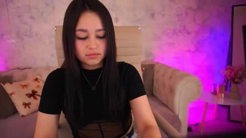 Lexi online show from 05/17/26, 06:22