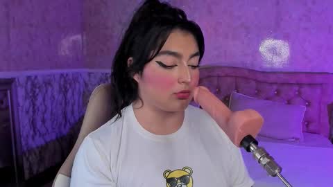 LEXY online show from 12/22/25, 03:42