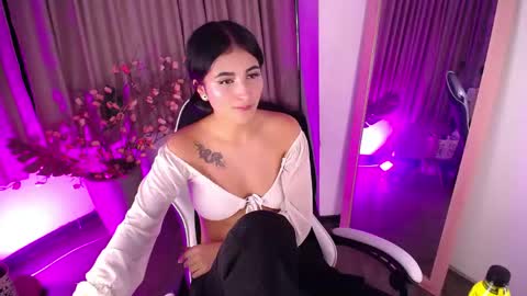 lexy_storm_18 online show from 05/14/26, 07:20