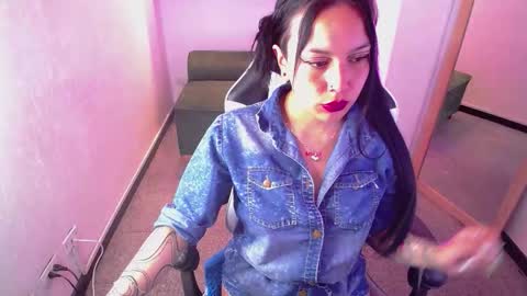lexy_veth online show from 11/17/25, 02:01