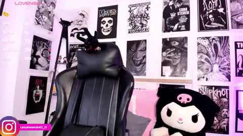 LexyJoyce online show from 11/29/25, 09:29