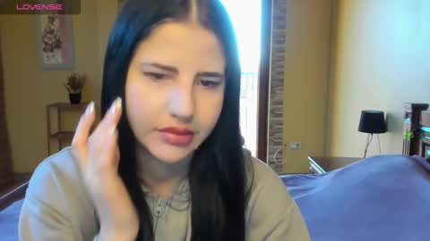 lexyswett online show from 10/31/25, 07:42