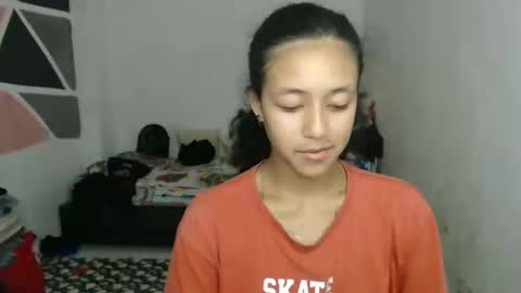 lolita online show from 12/10/24, 05:39