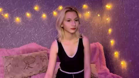 Leya online show from 01/15/26, 04:50