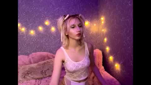 Leya online show from 01/15/26, 09:18