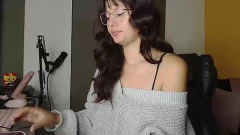 Leydy  online show from 03/17/26, 11:02