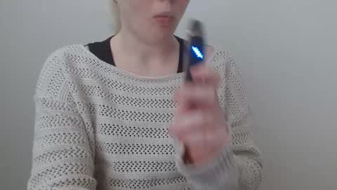 Leyla online show from 04/04/26, 06:00