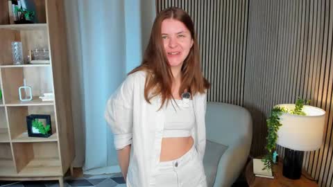 Snapshot of leylamora chatting on 03/02/26, 07:09 Sofia online show from 03/02/26, 07:09