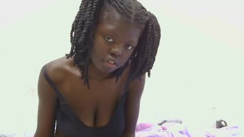 laylani69 online show from 07/05/26, 07:26
