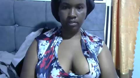 leylapleasure online show from 12/22/25, 10:01