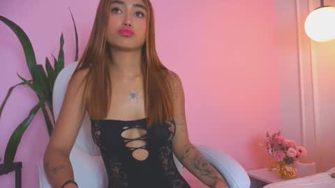 Snapshot of leylarusso chatting on 01/09/26, 11:24 Leyla online show from 01/09/26, 11:24