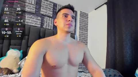 L E Y T O N online show from 02/14/25, 02:50