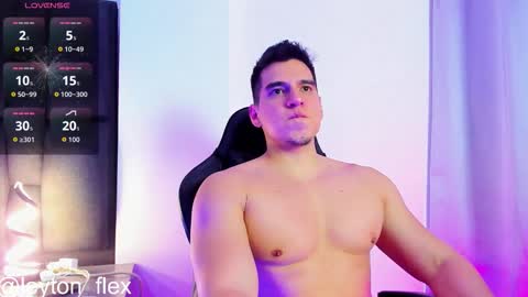 L E Y T O N online show from 10/16/25, 11:28